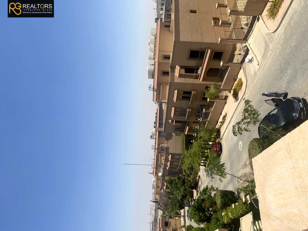 https://aqarmap.com.eg/ar/listing/4070714-for-sale-cairo-6th-of-october-compound-rihana