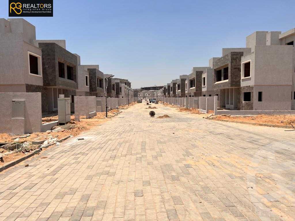 https://aqarmap.com.eg/en/listing/4071830-for-sale-cairo-6th-of-october-compound-sun-capital