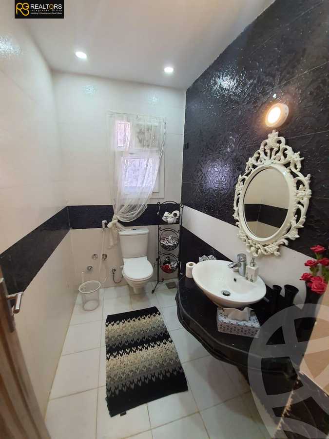 https://aqarmap.com.eg/en/listing/4072267-for-sale-cairo-6th-of-october-compounds-l-fyd-lbstn