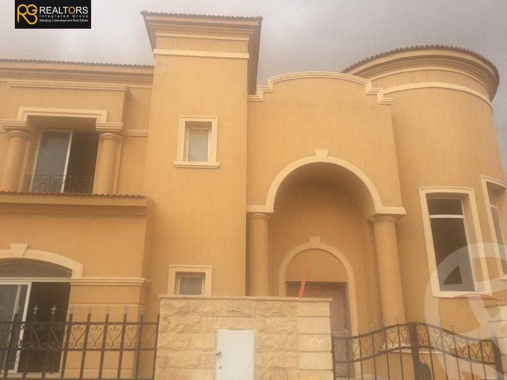 https://aqarmap.com.eg/en/listing/4072508-for-sale-cairo-el-sheikh-zayed-city-compounds-in-sheikh-zayed-royal-meadows