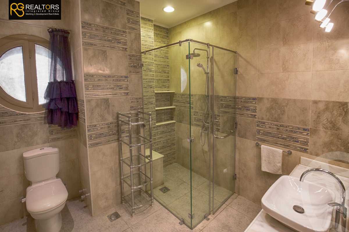 https://aqarmap.com.eg/en/listing/4073983-for-sale-cairo-el-sheikh-zayed-city-compounds-kmbwnd-ljry-swdyk
