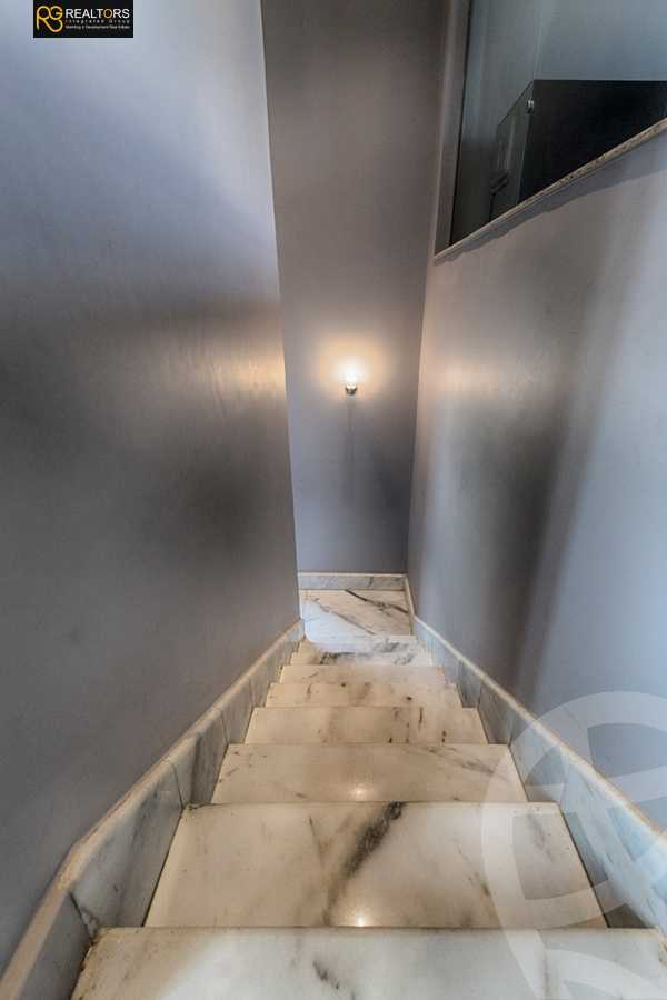 https://aqarmap.com.eg/en/listing/4073983-for-sale-cairo-el-sheikh-zayed-city-compounds-kmbwnd-ljry-swdyk