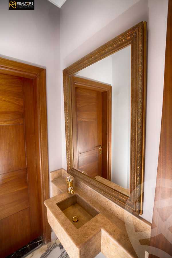 https://aqarmap.com.eg/en/listing/4073983-for-sale-cairo-el-sheikh-zayed-city-compounds-kmbwnd-ljry-swdyk