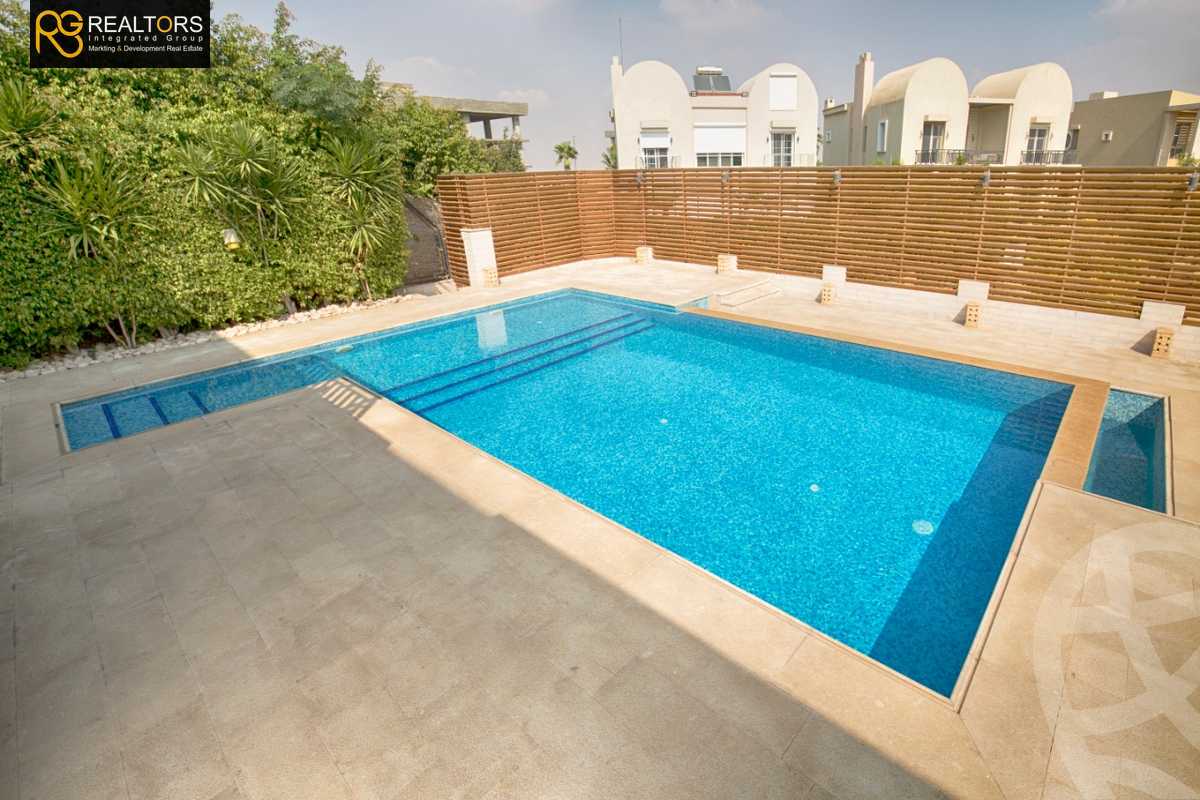 https://aqarmap.com.eg/en/listing/4073983-for-sale-cairo-el-sheikh-zayed-city-compounds-kmbwnd-ljry-swdyk