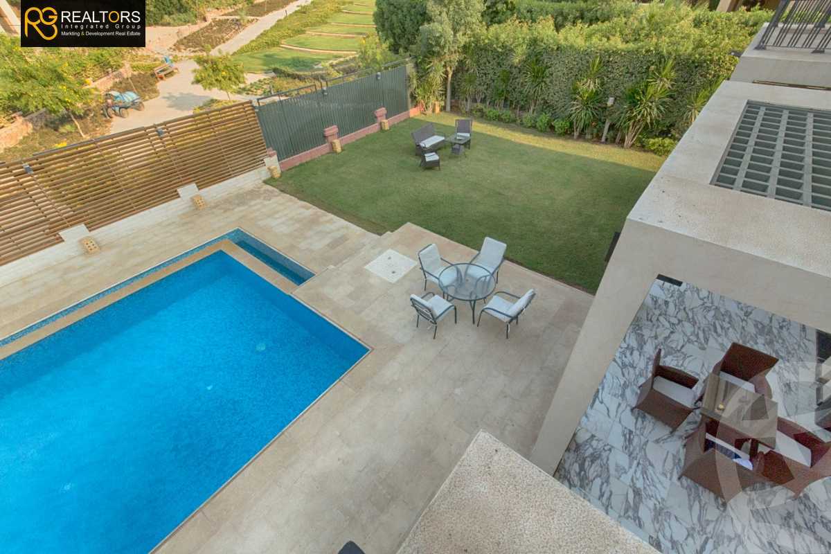 https://aqarmap.com.eg/en/listing/4073983-for-sale-cairo-el-sheikh-zayed-city-compounds-kmbwnd-ljry-swdyk