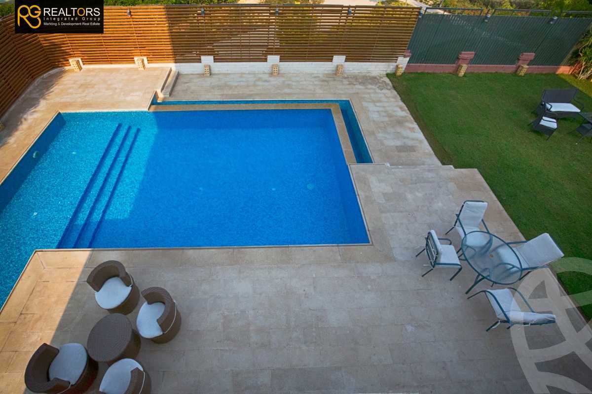 https://aqarmap.com.eg/en/listing/4073983-for-sale-cairo-el-sheikh-zayed-city-compounds-kmbwnd-ljry-swdyk