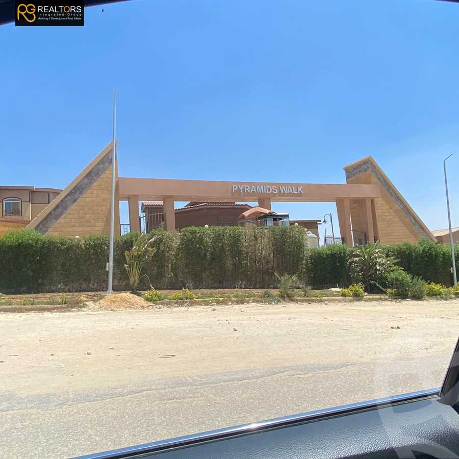 https://aqarmap.com.eg/ar/listing/4074513-for-sale-cairo-el-sheikh-zayed-city-compounds-in-sheikh-zayed-pyramids-walk