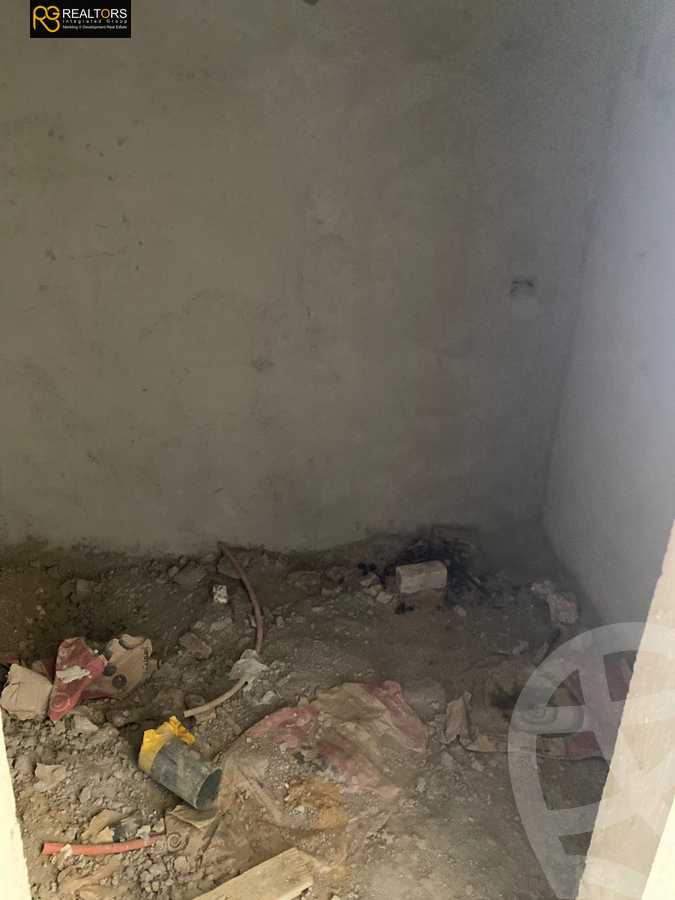 https://aqarmap.com.eg/ar/listing/4074513-for-sale-cairo-el-sheikh-zayed-city-compounds-in-sheikh-zayed-pyramids-walk