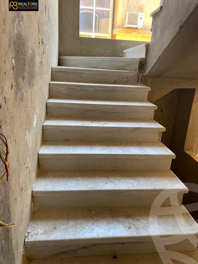 https://aqarmap.com.eg/ar/listing/4074513-for-sale-cairo-el-sheikh-zayed-city-compounds-in-sheikh-zayed-pyramids-walk