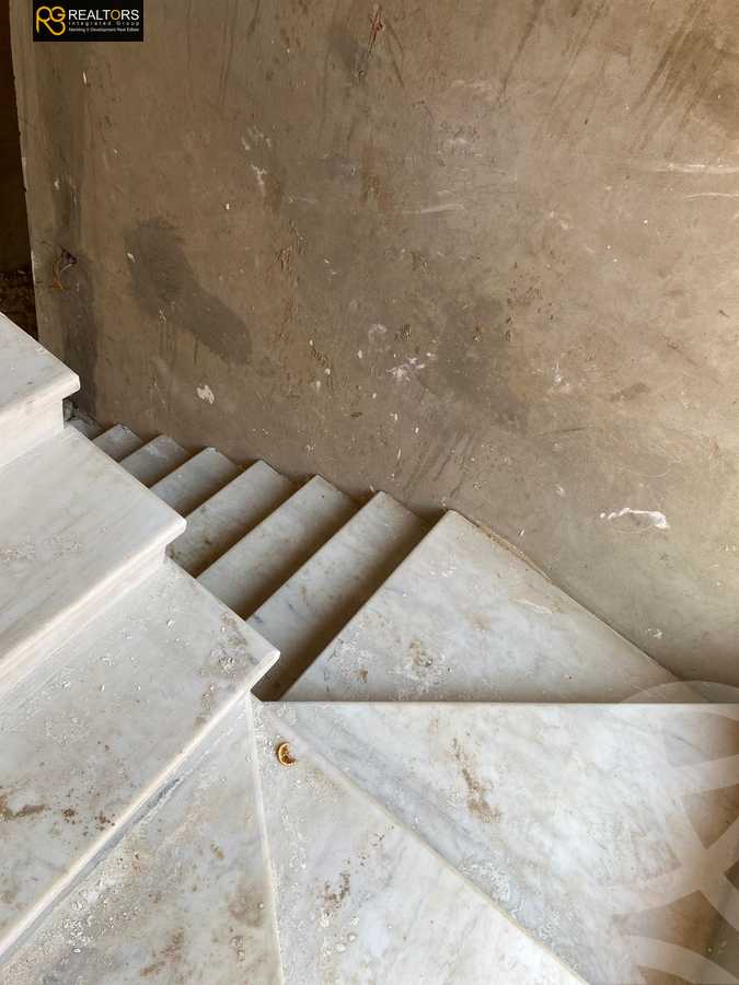 https://aqarmap.com.eg/ar/listing/4074513-for-sale-cairo-el-sheikh-zayed-city-compounds-in-sheikh-zayed-pyramids-walk