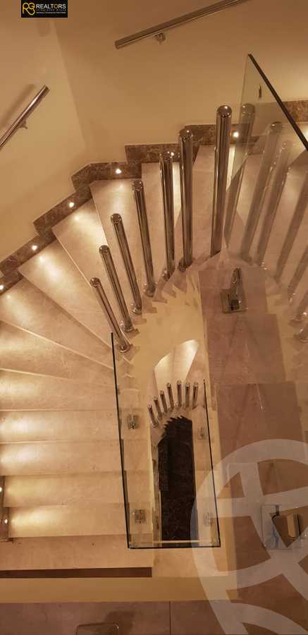 https://aqarmap.com.eg/ar/listing/4074746-for-sale-cairo-el-sheikh-zayed-city-compounds-in-sheikh-zayed-zayed-dunes