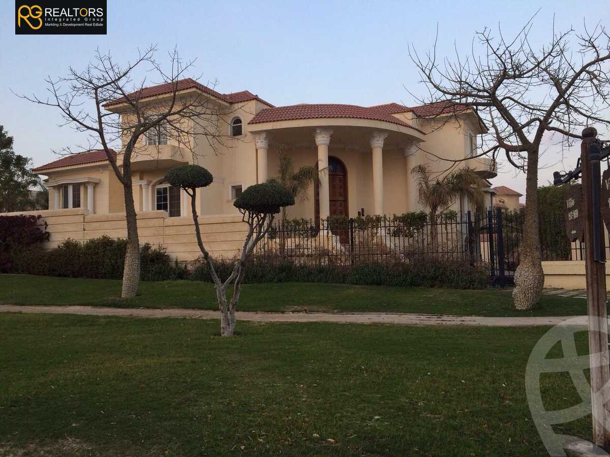 https://aqarmap.com.eg/en/listing/4082157-for-sale-cairo-6th-of-october-compound-royal-hills