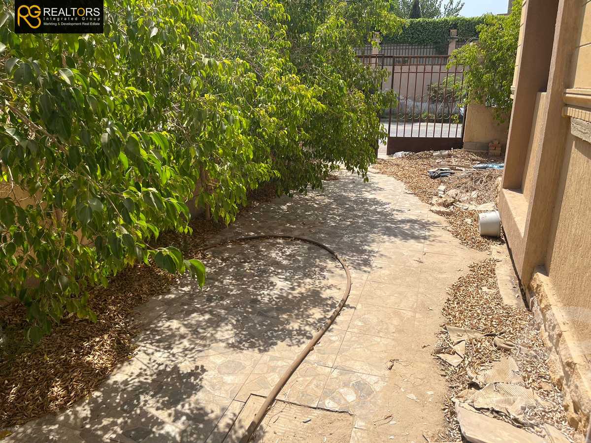 https://aqarmap.com.eg/ar/listing/4082214-for-sale-cairo-6th-of-october-compound-rihana