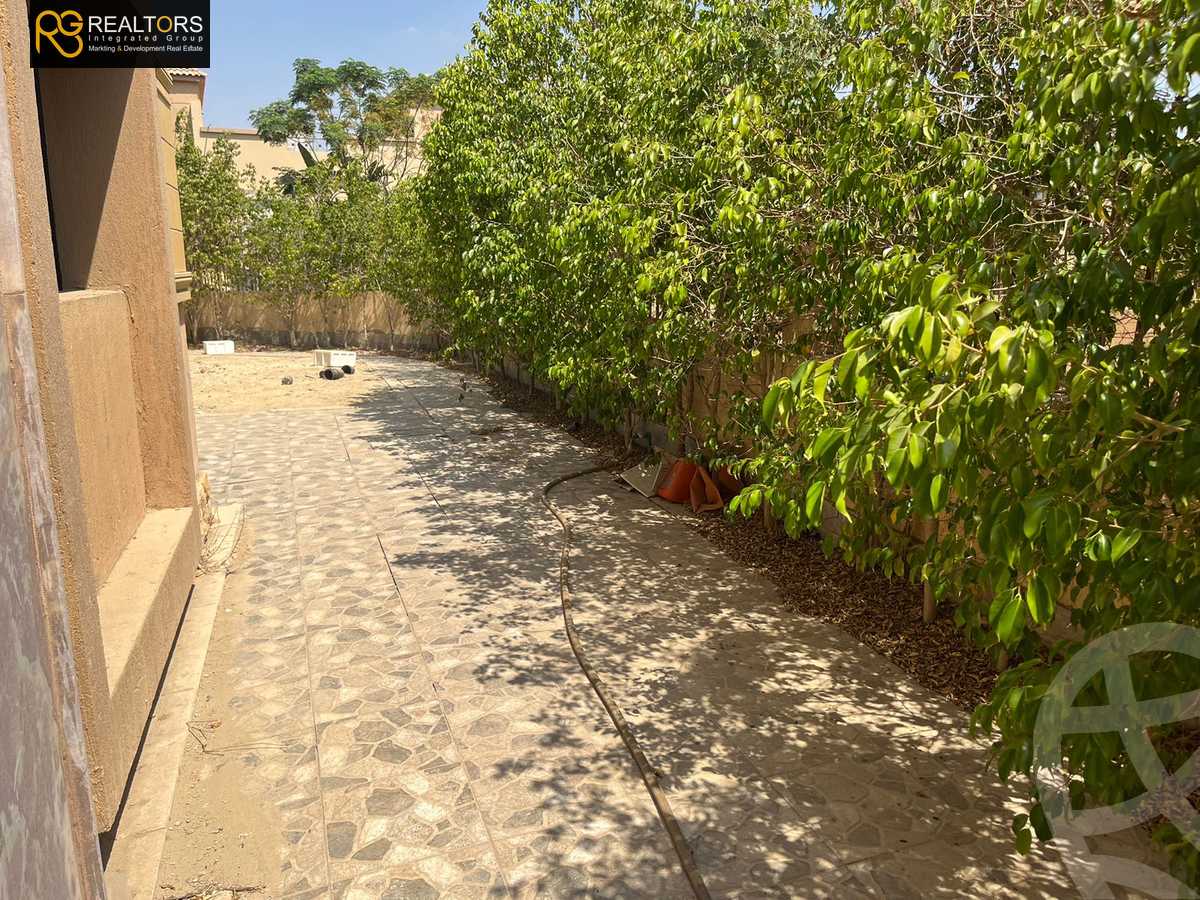 https://aqarmap.com.eg/ar/listing/4082214-for-sale-cairo-6th-of-october-compound-rihana