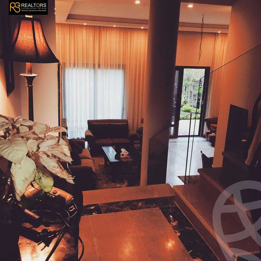 https://aqarmap.com.eg/en/listing/4082413-for-sale-cairo-el-sheikh-zayed-city-compounds-kmbwnd-ljry-swdyk