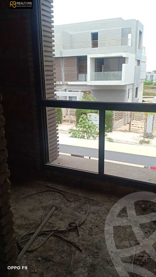 https://aqarmap.com.eg/en/listing/4082967-for-sale-cairo-el-sheikh-zayed-city-compounds-in-sheikh-zayed-el-patio-zahraa