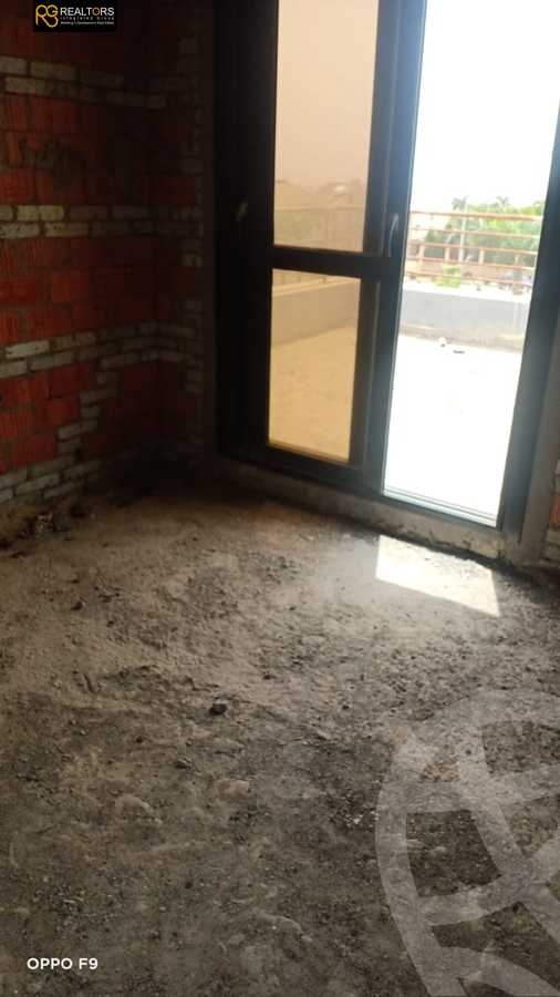 https://aqarmap.com.eg/en/listing/4082967-for-sale-cairo-el-sheikh-zayed-city-compounds-in-sheikh-zayed-el-patio-zahraa