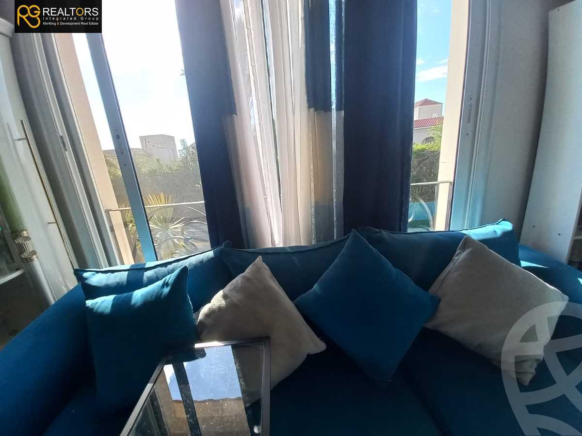 https://aqarmap.com.eg/ar/listing/4083131-for-sale-cairo-el-sheikh-zayed-city-compounds-in-sheikh-zayed-beverly-hills