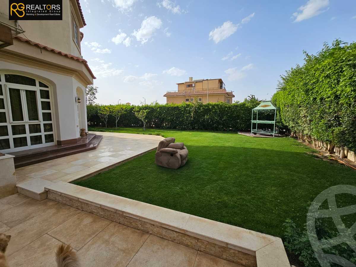 https://aqarmap.com.eg/ar/listing/4083131-for-sale-cairo-el-sheikh-zayed-city-compounds-in-sheikh-zayed-beverly-hills