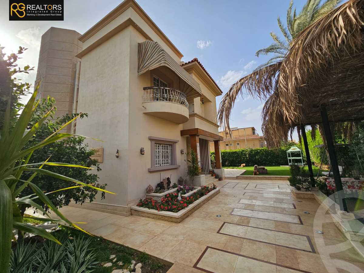 https://aqarmap.com.eg/ar/listing/4083131-for-sale-cairo-el-sheikh-zayed-city-compounds-in-sheikh-zayed-beverly-hills