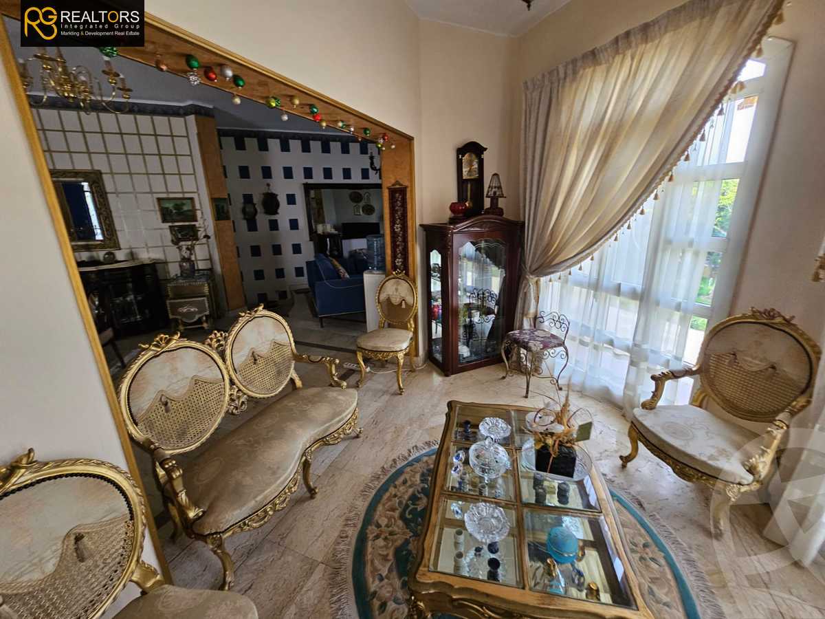https://aqarmap.com.eg/ar/listing/4083131-for-sale-cairo-el-sheikh-zayed-city-compounds-in-sheikh-zayed-beverly-hills