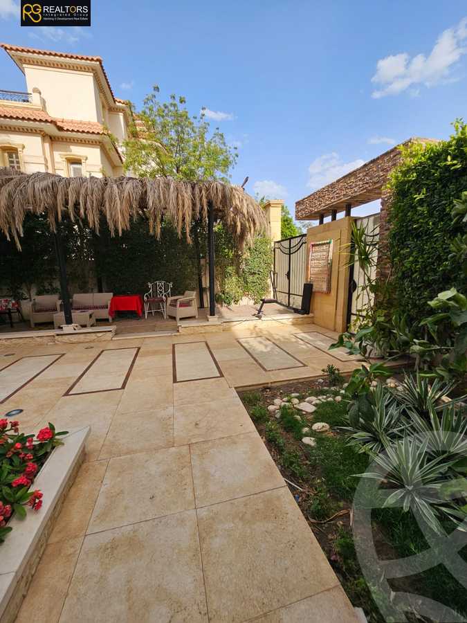 https://aqarmap.com.eg/ar/listing/4083131-for-sale-cairo-el-sheikh-zayed-city-compounds-in-sheikh-zayed-beverly-hills