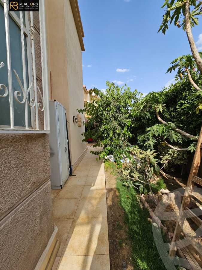 https://aqarmap.com.eg/ar/listing/4083131-for-sale-cairo-el-sheikh-zayed-city-compounds-in-sheikh-zayed-beverly-hills