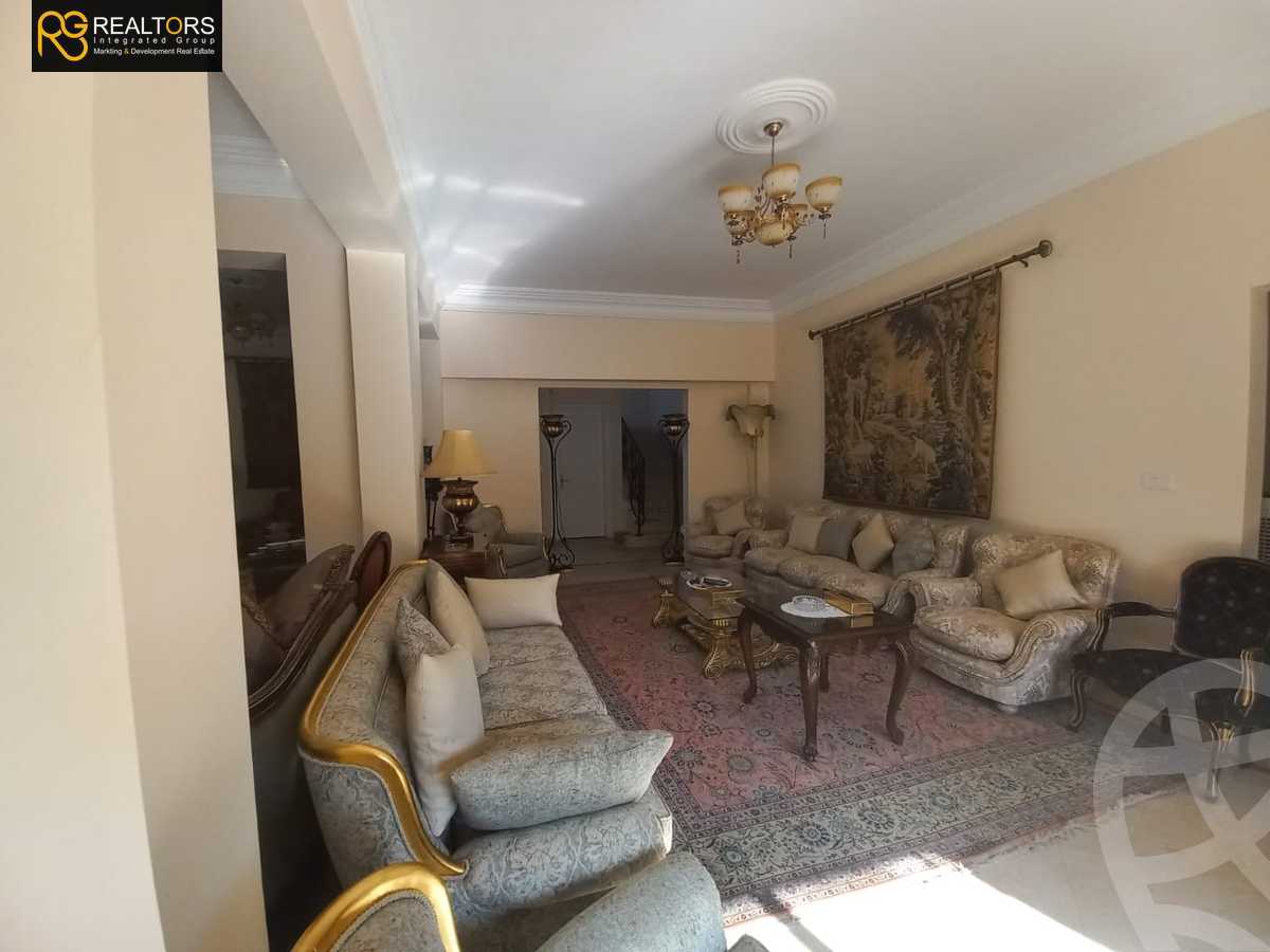 https://aqarmap.com.eg/ar/listing/4083160-for-sale-cairo-el-sheikh-zayed-city-compounds-in-sheikh-zayed-beverly-hills