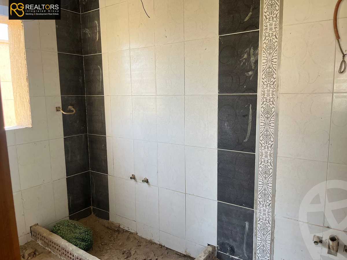 https://aqarmap.com.eg/ar/listing/4085196-for-sale-cairo-6th-of-october-compound-rihana