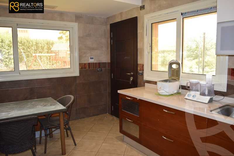 https://aqarmap.com.eg/en/listing/4085418-for-sale-cairo-alex-cairo-desert-road-evergreen-compound-pyramids