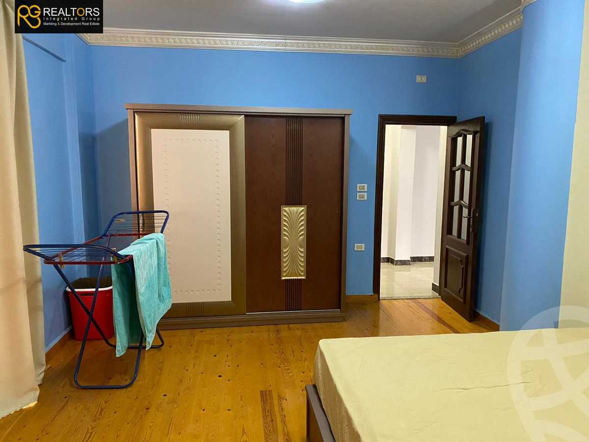 https://aqarmap.com.eg/ar/listing/4085569-for-sale-cairo-el-sheikh-zayed-city-compounds-in-sheikh-zayed-beverly-hills