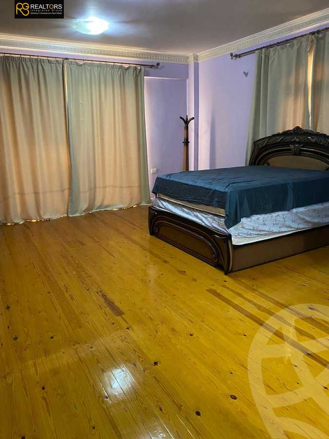 https://aqarmap.com.eg/ar/listing/4085569-for-sale-cairo-el-sheikh-zayed-city-compounds-in-sheikh-zayed-beverly-hills