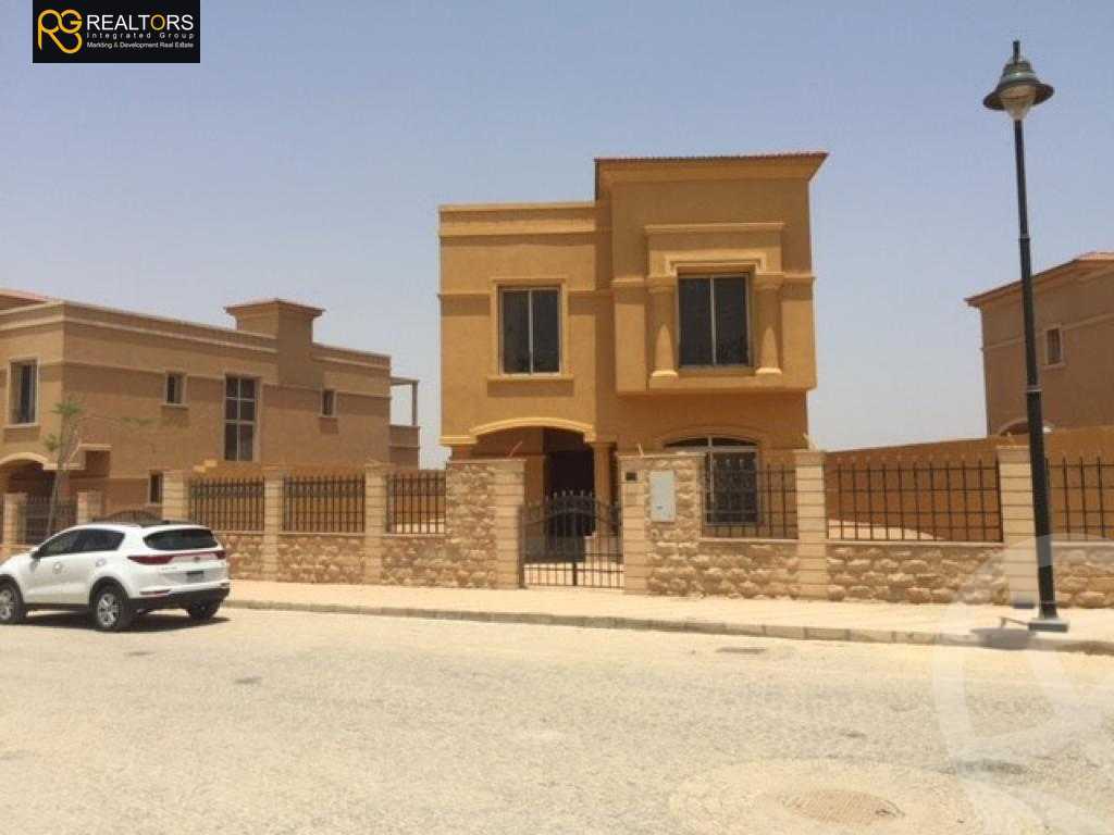 https://aqarmap.com.eg/en/listing/4094987-for-sale-cairo-el-sheikh-zayed-city-compounds-in-sheikh-zayed-royal-meadows