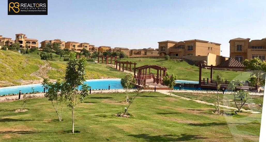 https://aqarmap.com.eg/en/listing/4095201-for-sale-cairo-el-sheikh-zayed-city-compounds-in-sheikh-zayed-royal-meadows