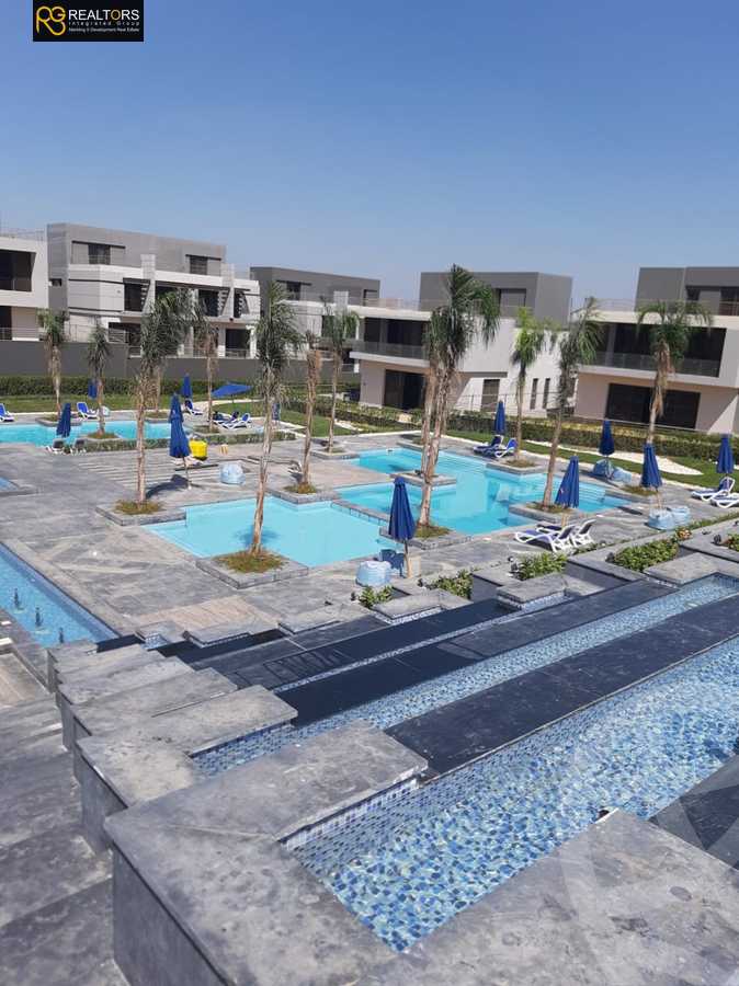 https://aqarmap.com.eg/en/listing/4096705-for-sale-cairo-el-sheikh-zayed-city-compounds-in-sheikh-zayed-el-patio-zahraa