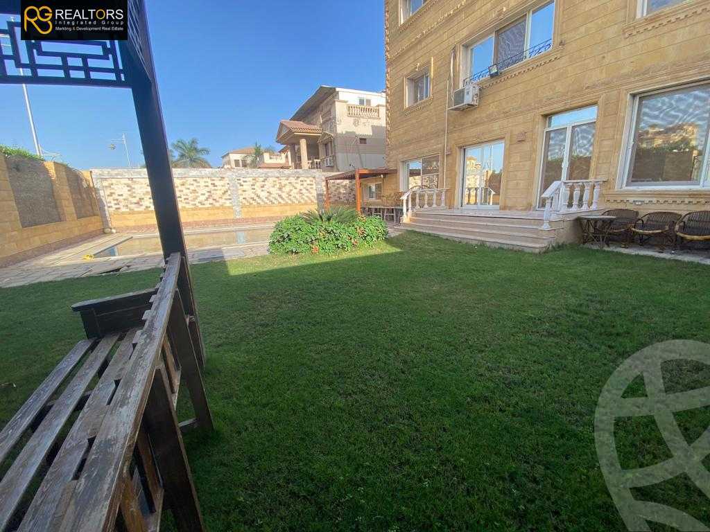 https://aqarmap.com.eg/ar/listing/4096793-for-sale-cairo-el-sheikh-zayed-city-compounds-in-sheikh-zayed-royal-city
