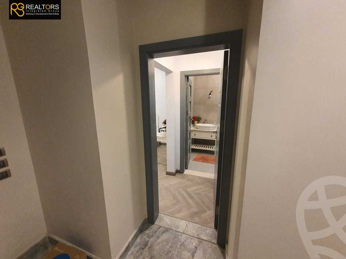 https://aqarmap.com.eg/ar/listing/4097767-for-sale-cairo-6th-of-october-compound-the-crown