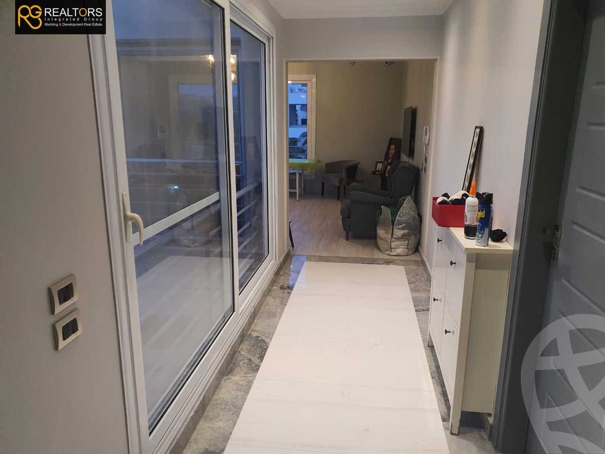 https://aqarmap.com.eg/ar/listing/4097767-for-sale-cairo-6th-of-october-compound-the-crown