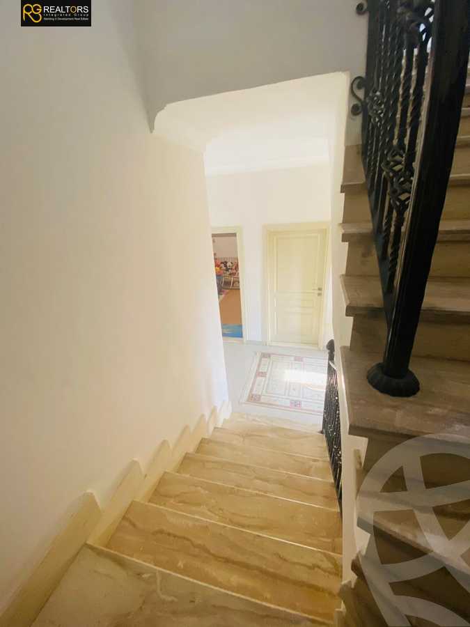 https://aqarmap.com.eg/en/listing/4097892-for-sale-cairo-el-sheikh-zayed-city-compounds-kmbwnd-ljry-swdyk