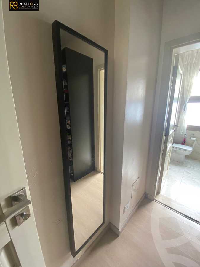 https://aqarmap.com.eg/en/listing/4097892-for-sale-cairo-el-sheikh-zayed-city-compounds-kmbwnd-ljry-swdyk