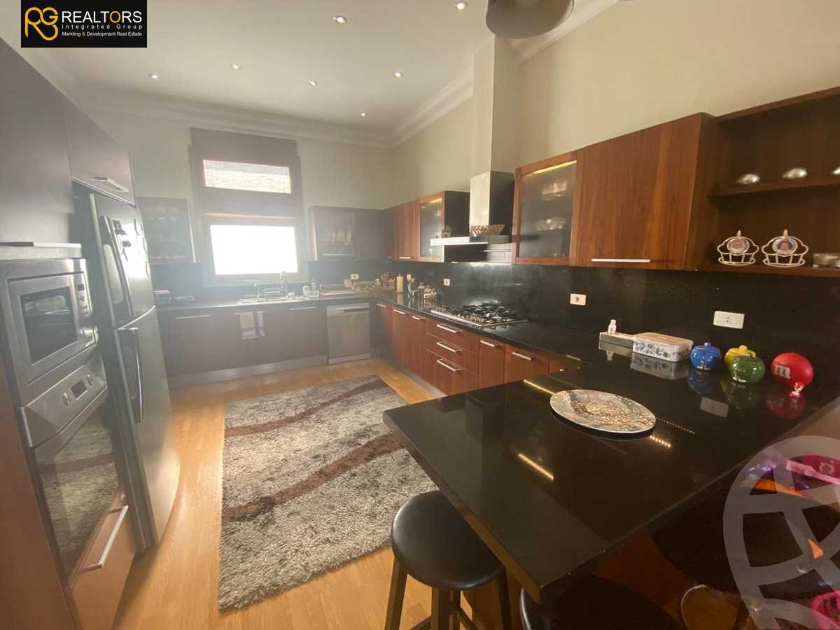 https://aqarmap.com.eg/en/listing/4097892-for-sale-cairo-el-sheikh-zayed-city-compounds-kmbwnd-ljry-swdyk