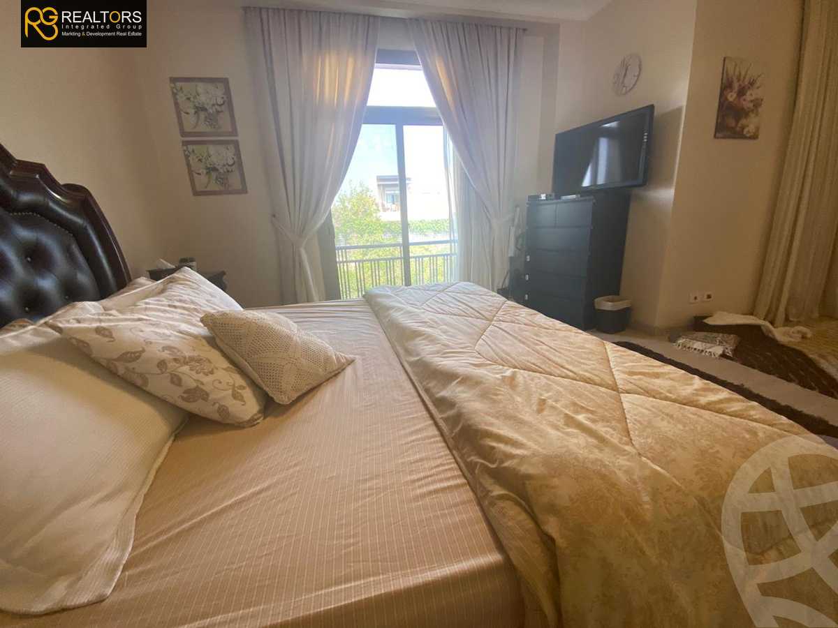 https://aqarmap.com.eg/en/listing/4097892-for-sale-cairo-el-sheikh-zayed-city-compounds-kmbwnd-ljry-swdyk