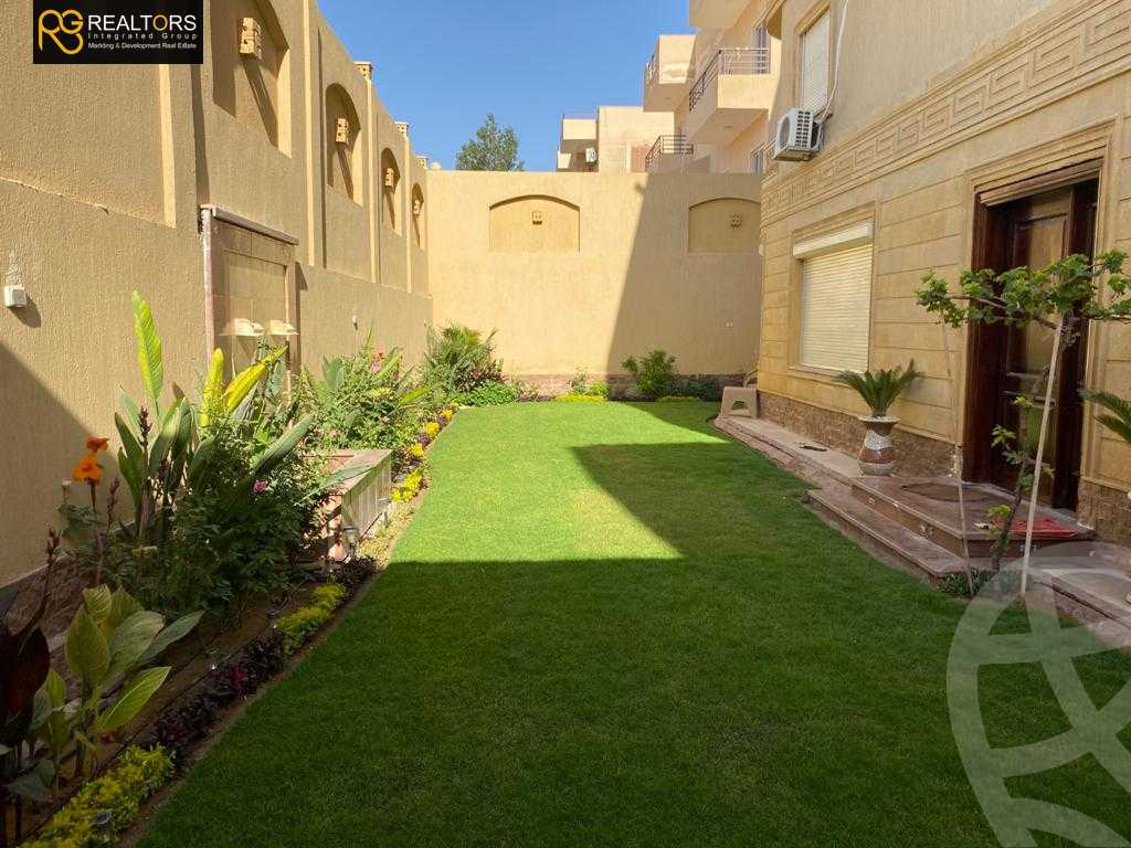 https://aqarmap.com.eg/en/listing/4104008-for-sale-cairo-6th-of-october-compounds-l-fyd-lbstn