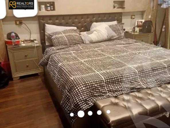 https://aqarmap.com.eg/en/listing/4108275-for-rent-cairo-el-sheikh-zayed-city-compounds-in-sheikh-zayed-royal-meadows