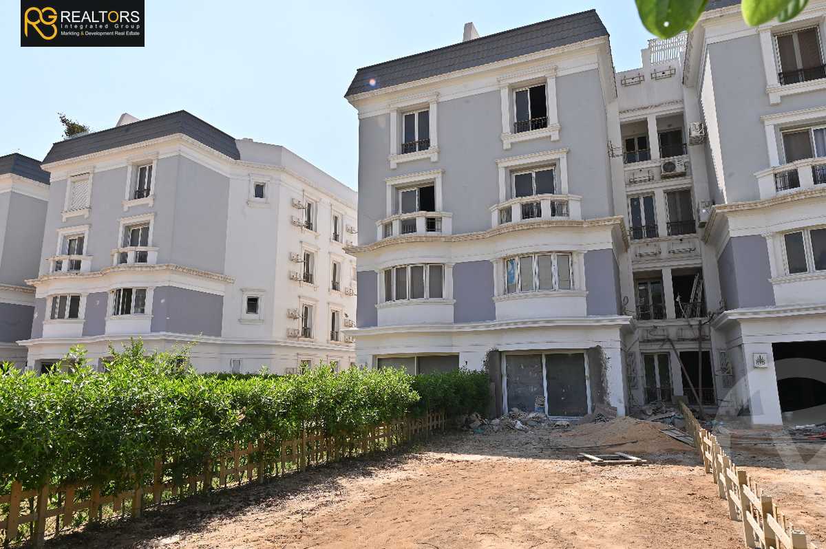 https://aqarmap.com.eg/en/listing/4110417-for-sale-cairo-6th-of-october-compounds-mountain-view-giza-plateau