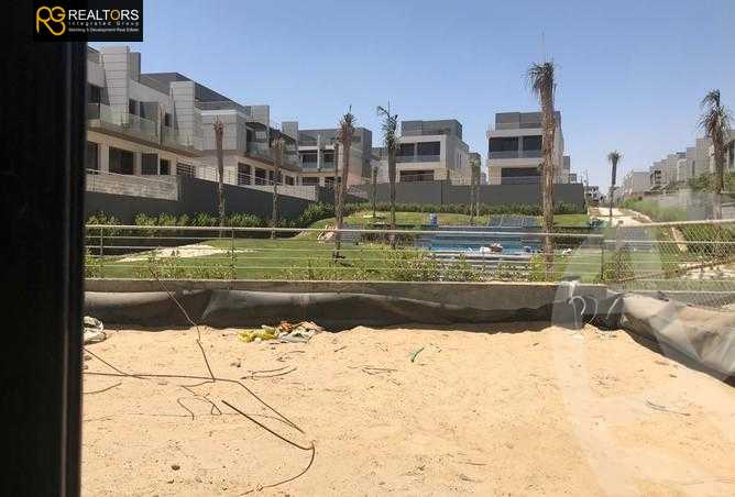 https://aqarmap.com.eg/en/listing/4111775-for-sale-cairo-el-sheikh-zayed-city-compounds-in-sheikh-zayed-el-patio-zahraa