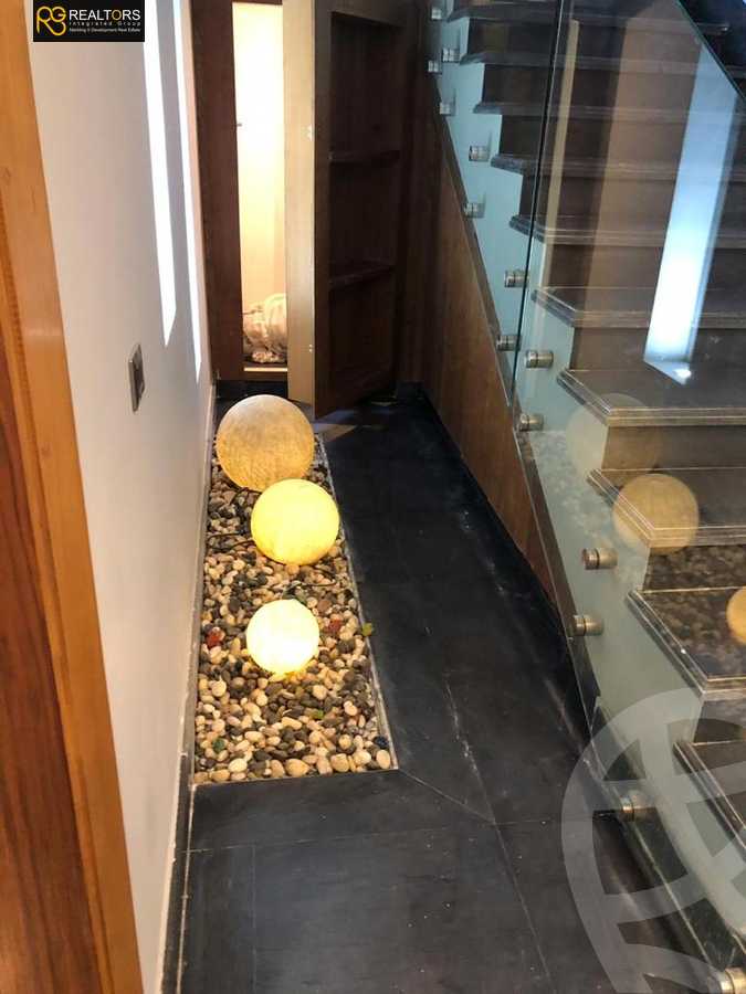 https://aqarmap.com.eg/en/listing/4112174-for-sale-cairo-6th-of-october-compound-el-worod