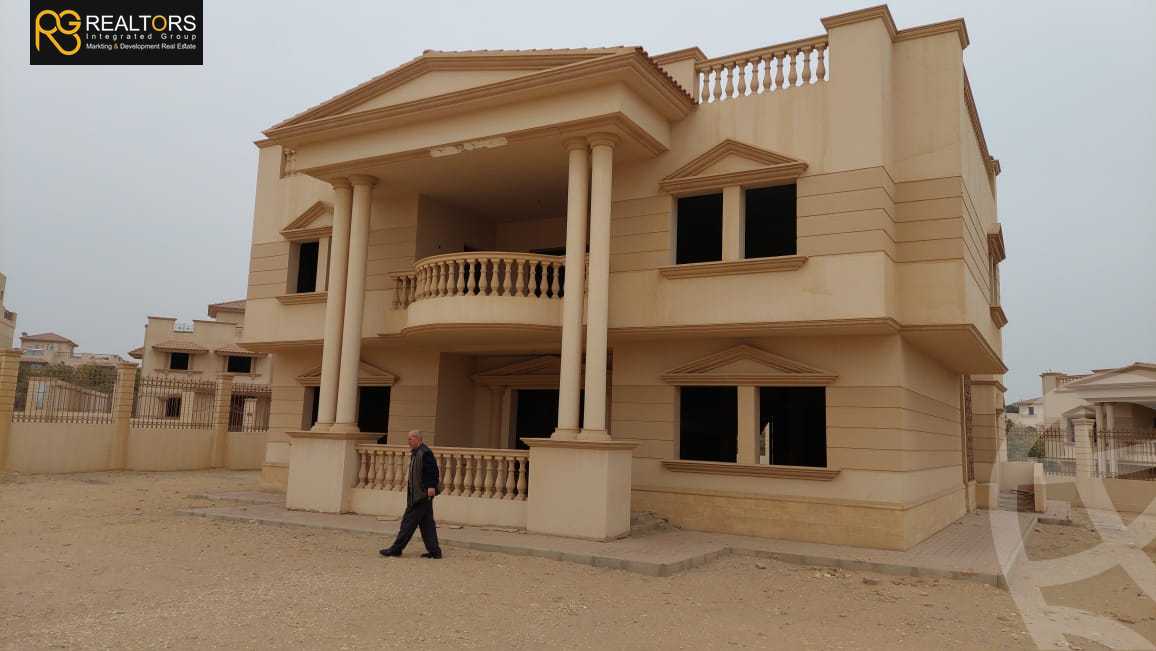 https://aqarmap.com.eg/ar/listing/4122023-for-sale-cairo-el-sheikh-zayed-city-compounds-in-sheikh-zayed-royal-city
