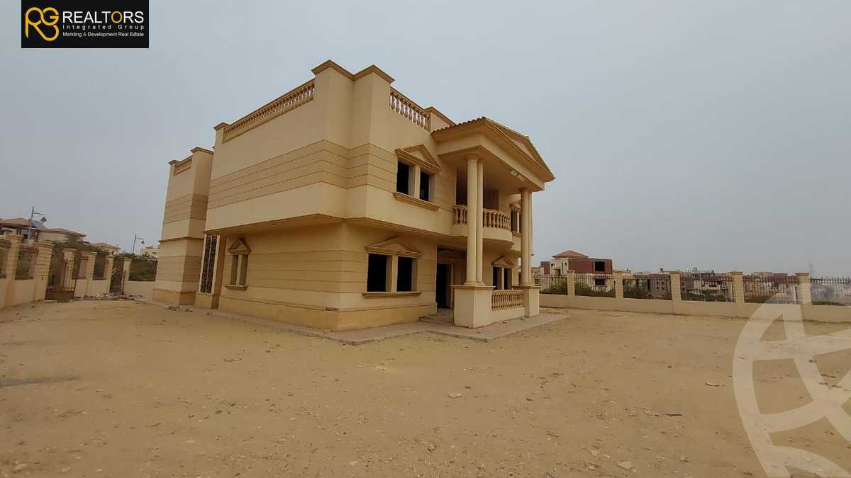 https://aqarmap.com.eg/ar/listing/4122023-for-sale-cairo-el-sheikh-zayed-city-compounds-in-sheikh-zayed-royal-city