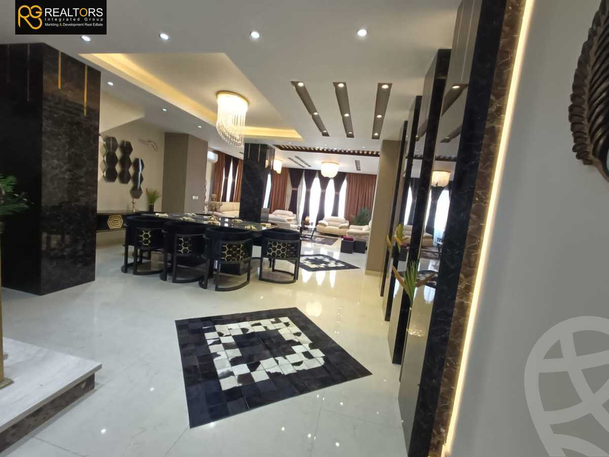 https://aqarmap.com.eg/en/listing/4122813-for-sale-cairo-6th-of-october-compounds-cleopatra-square